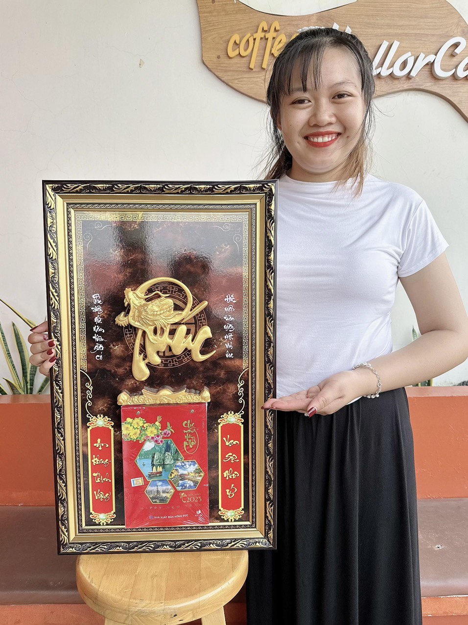 qua-tang-doanh-nghiep