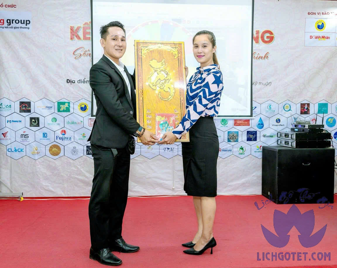 Cách đặt lịch gỗ số lượng lớn giá tốt nhất cho doanh nghiệp 2026