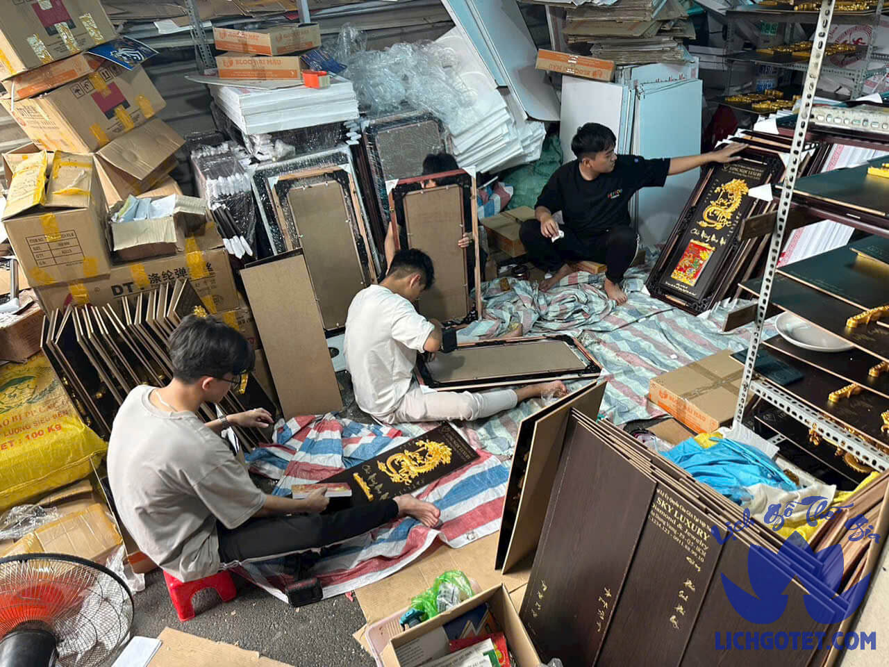 Tranh In Tráng Gương Tân Niên Đại Cát 100+ Mẫu Mới 2027